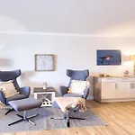 5-sterne-apartment Strandlaeufer An Der Seebruecke Ostseeheilbad Zingst
