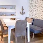 5-sterne-apartment Strandlaeufer An Der Seebruecke * Ostseeheilbad Zingst